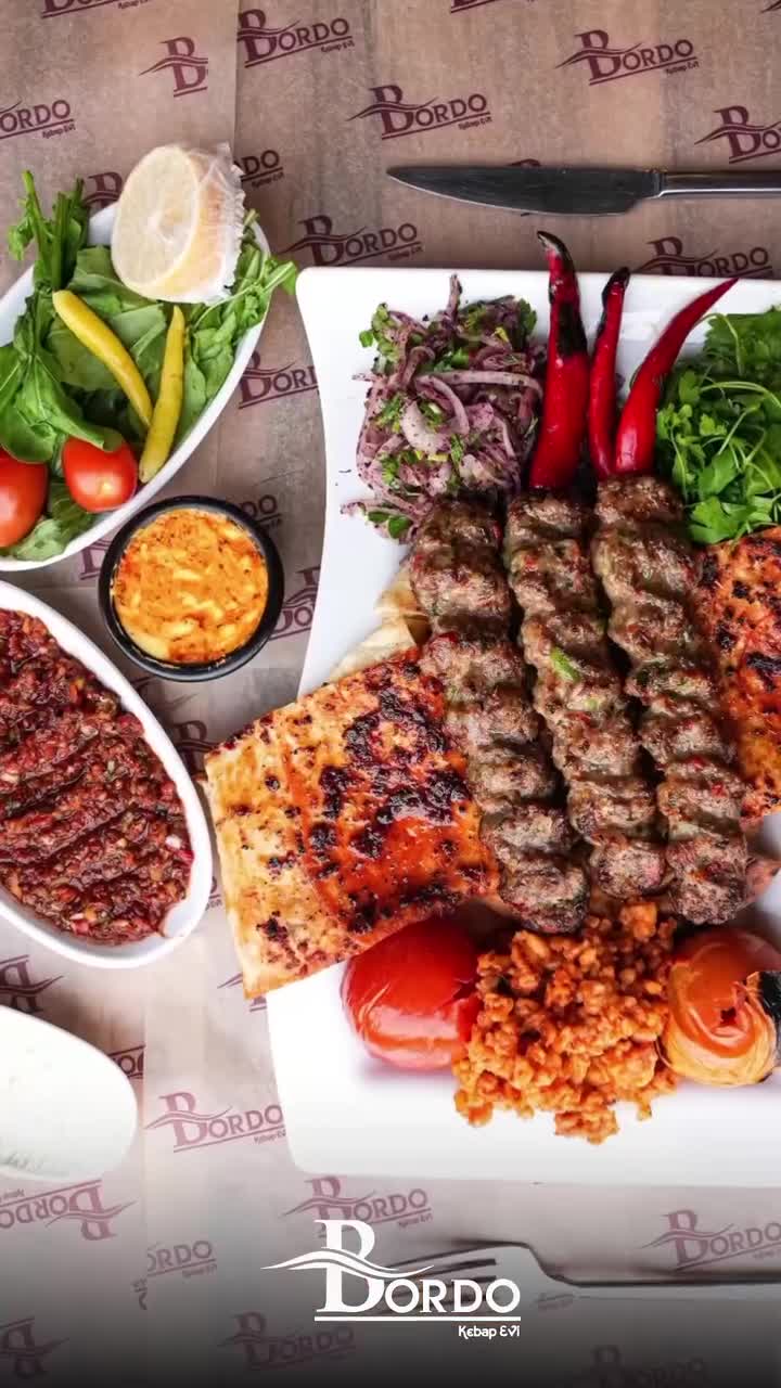 Bordo Kebap Evi video