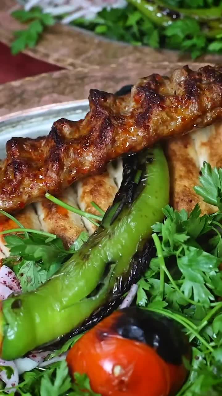 Enra Şanlıurfa Kebap Corba Döner video