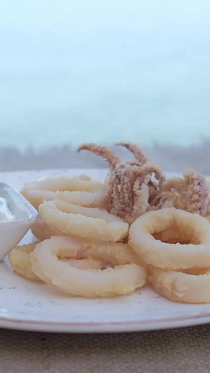 Boğaziçi Restaurant Narlıdere video
