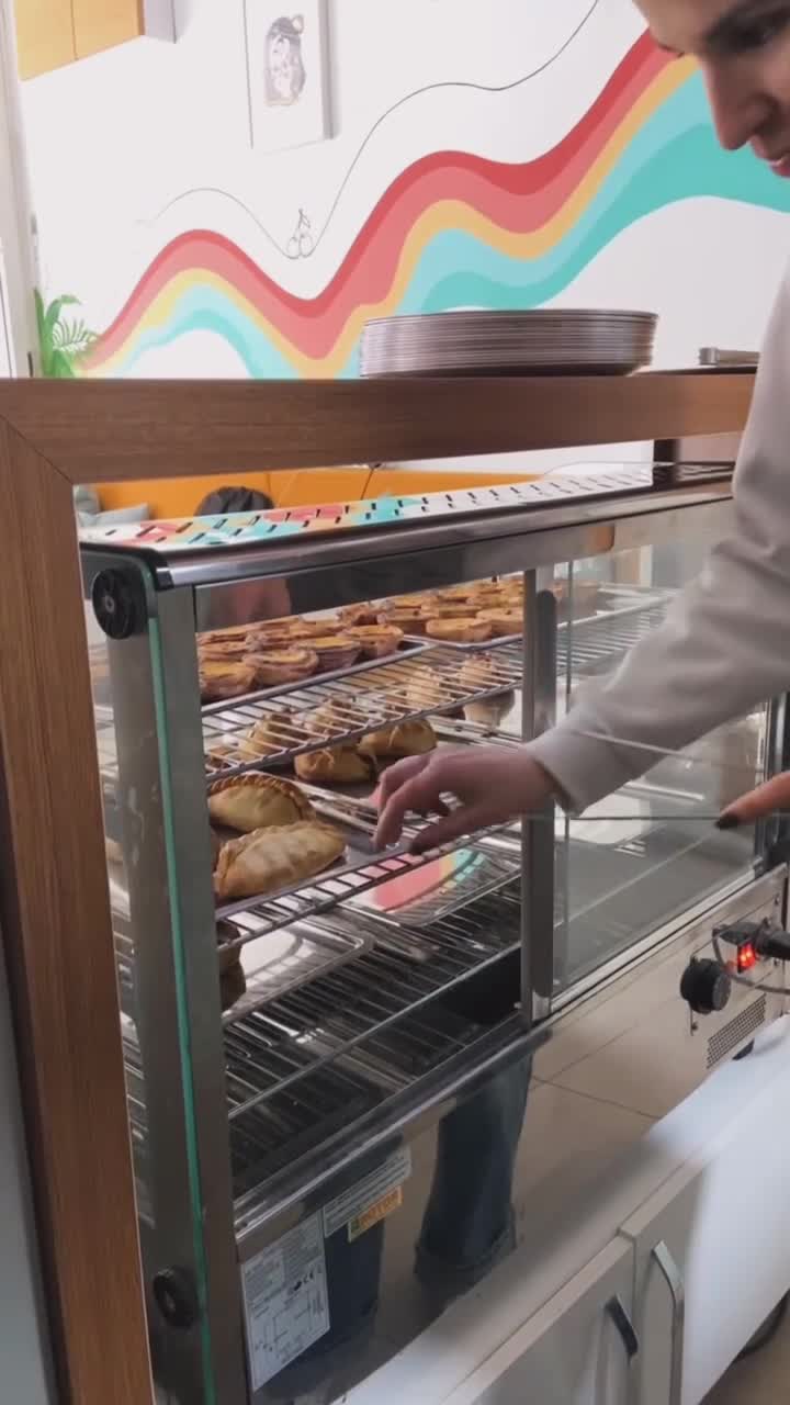 Delsur Empanadas video