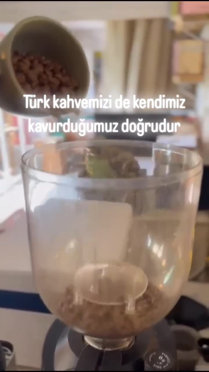 Banana Alaçatı Food & Stay video
