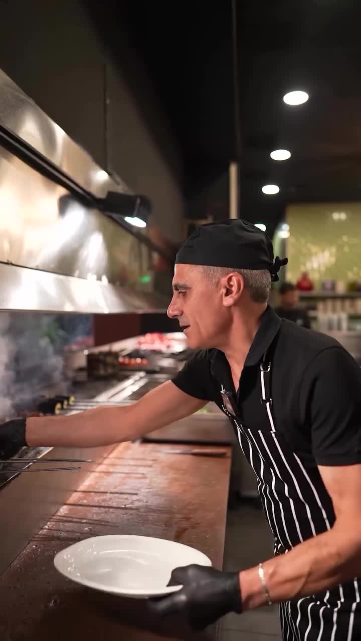 Tavacı Recep Usta Alsancak video