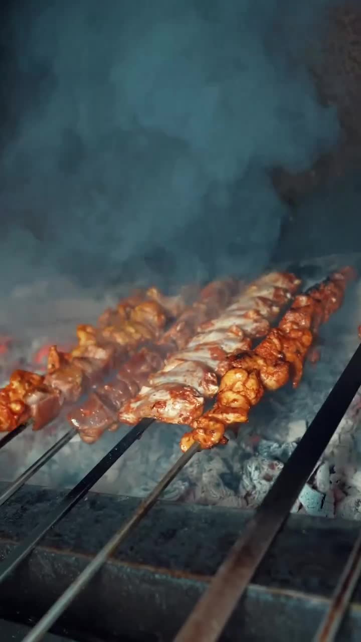 Enra Şanlıurfa Kebap Corba Döner video