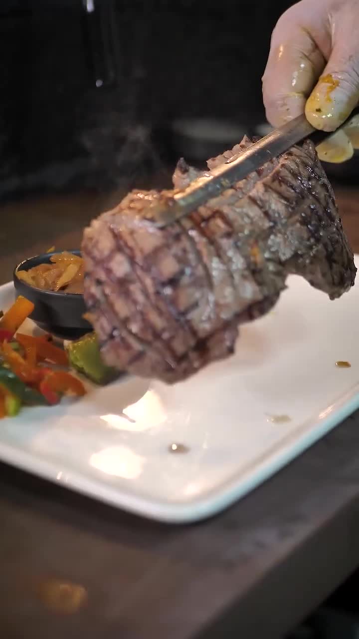Boğaziçi Restaurant Narlıdere video