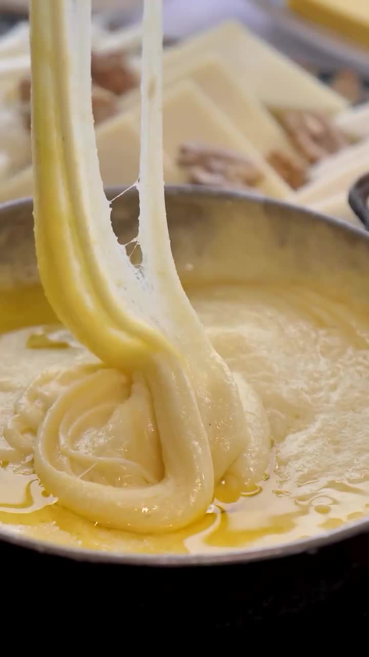 Boğaziçi Restaurant Narlıdere video