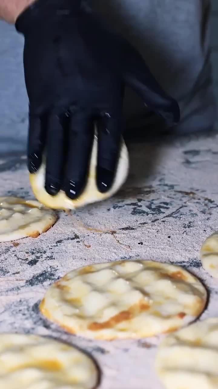 Enra Şanlıurfa Kebap Corba Döner video