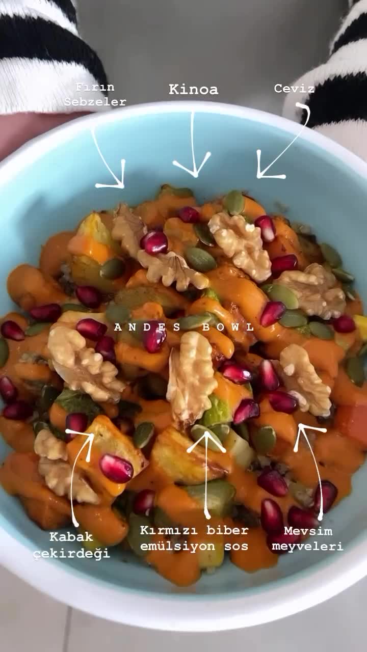 Delsur Empanadas video