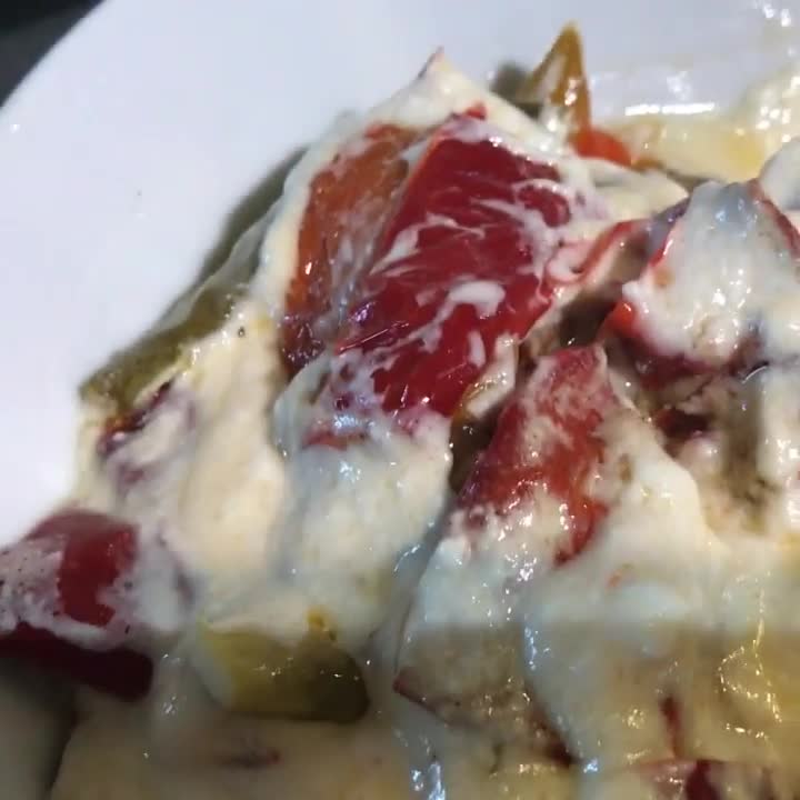 Ayşa Boşnak Börekçisi & Ev Yemekleri video