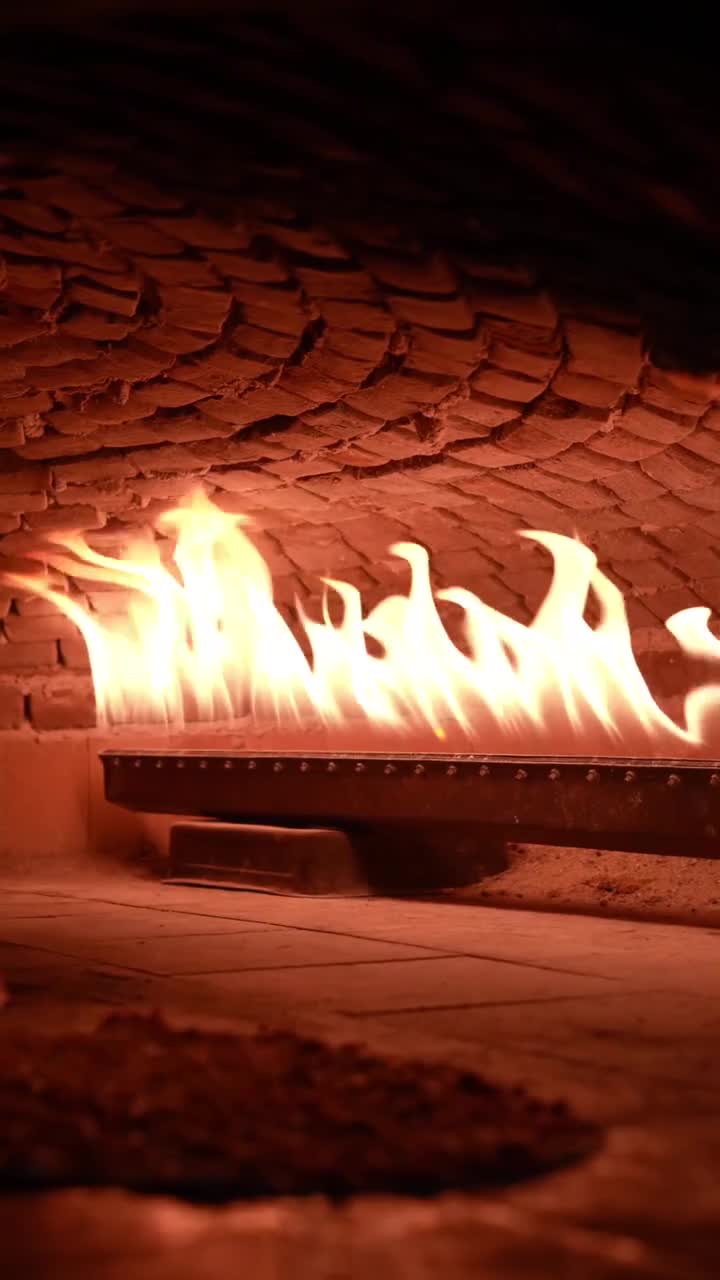 Enra Şanlıurfa Kebap Corba Döner video