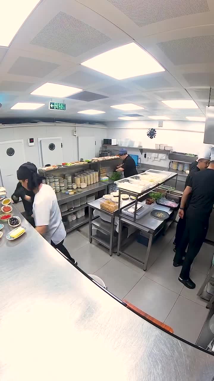 Boğaziçi Restaurant Narlıdere video