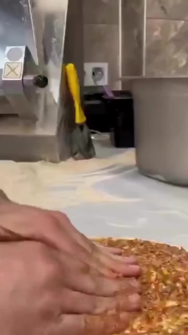 Bordo Kebap Evi video