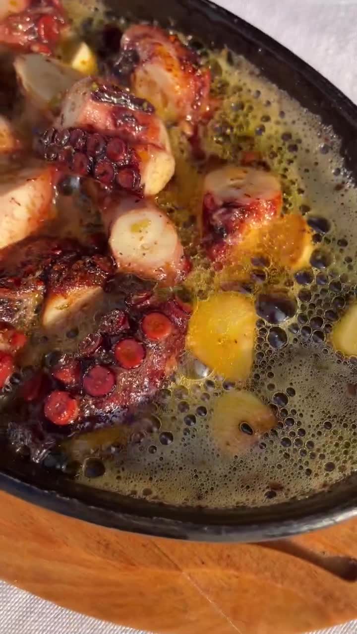 Fish & Steak House video
