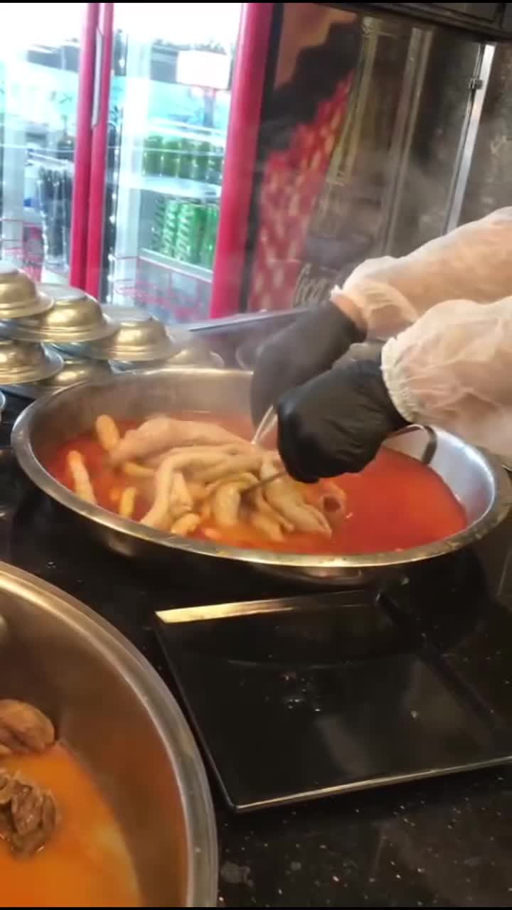Bordo Kebap Evi video