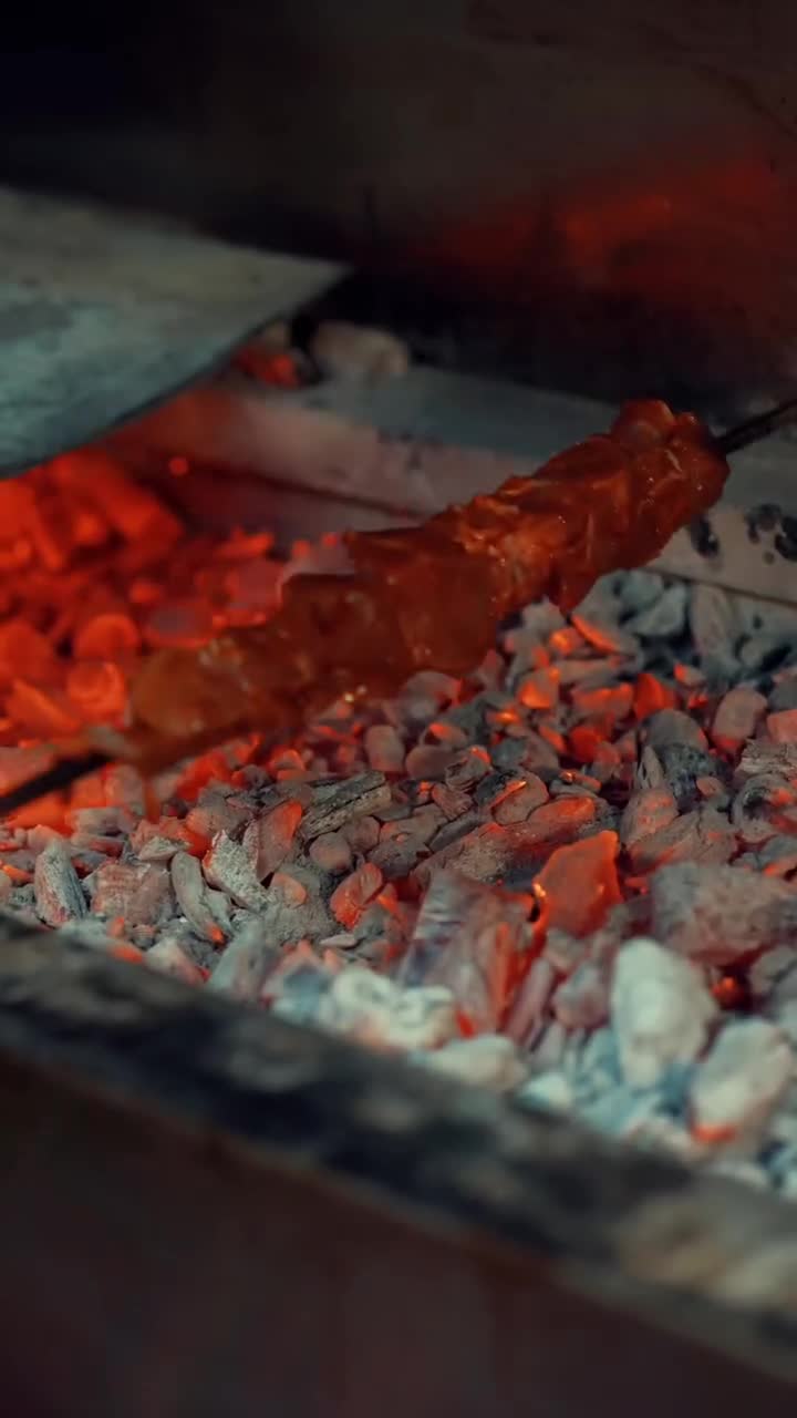Enra Şanlıurfa Kebap Corba Döner video