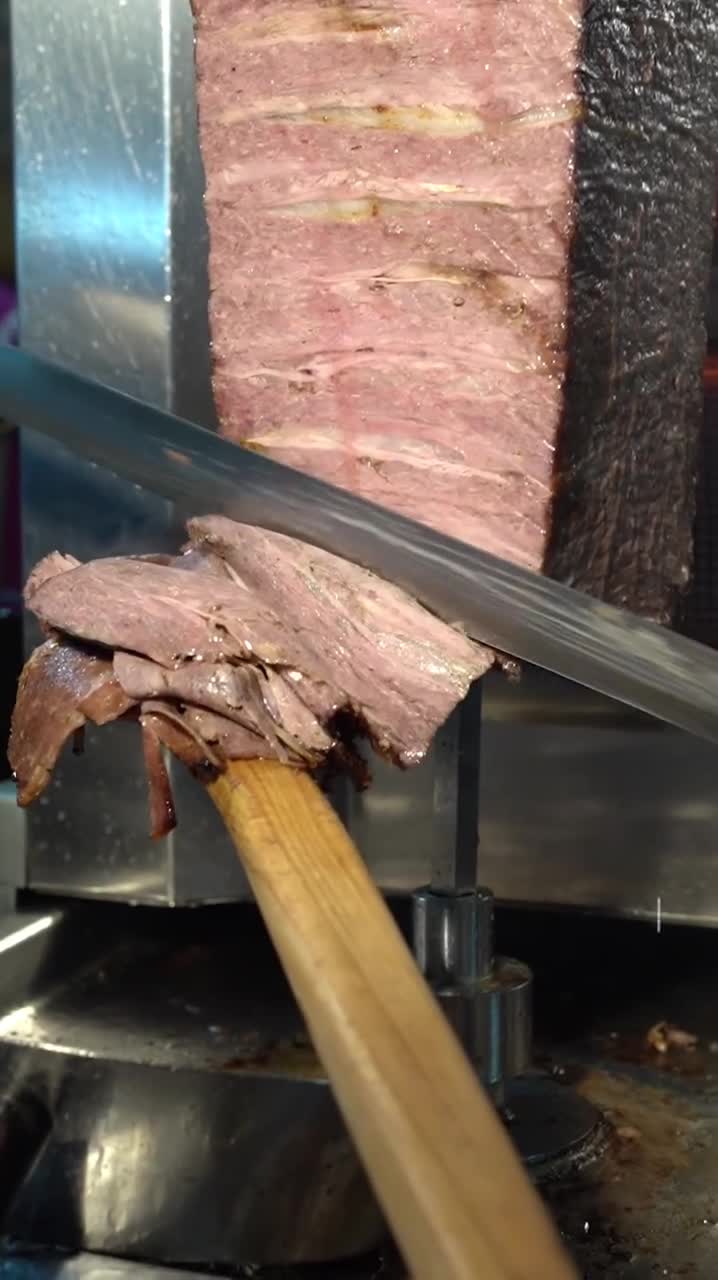 Enra Şanlıurfa Kebap Corba Döner video