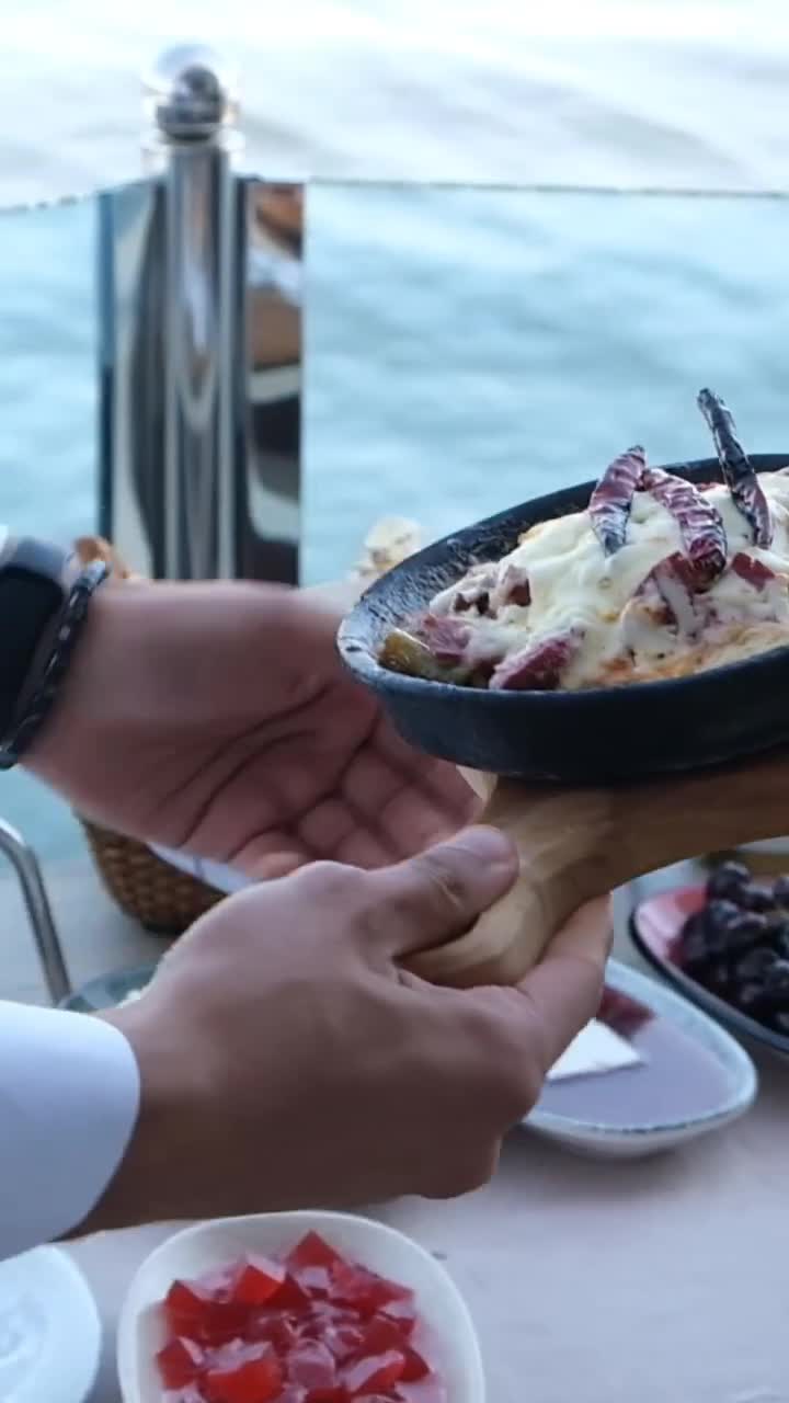 Boğaziçi Restaurant Narlıdere video