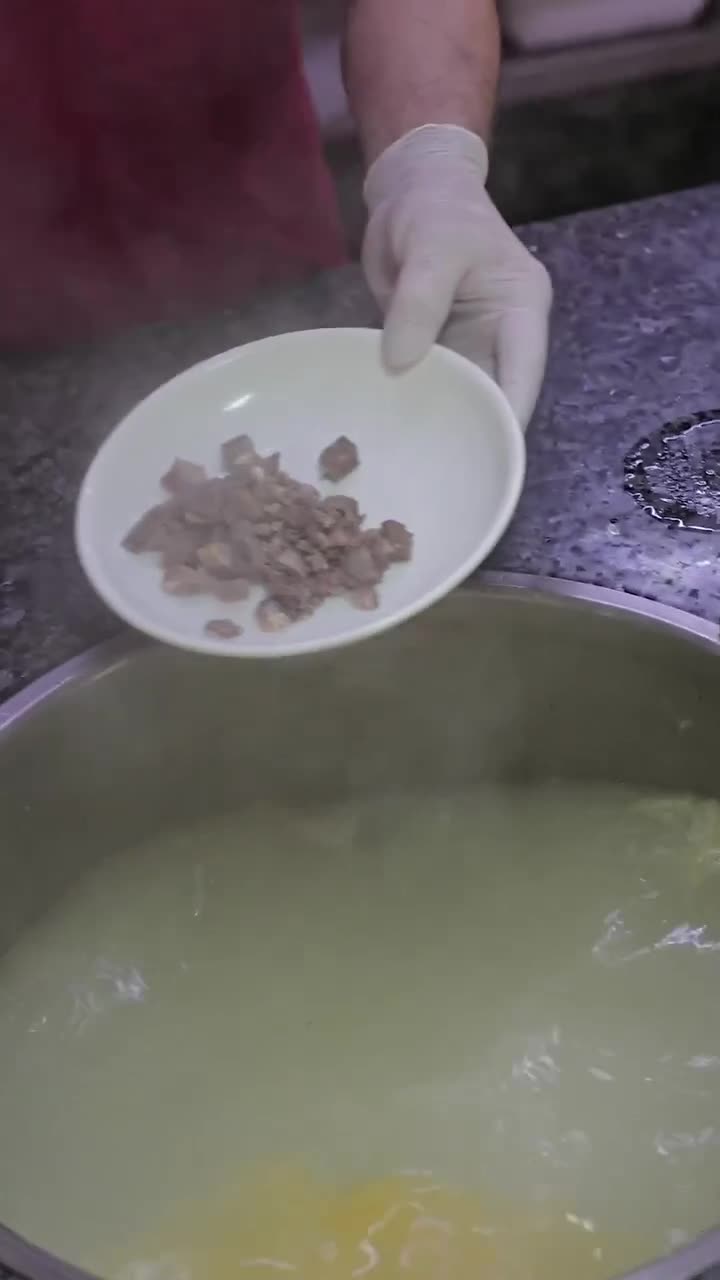 Enra Şanlıurfa Kebap Corba Döner video