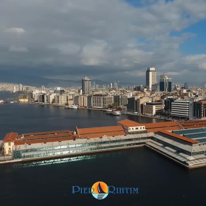 L’Aura Kitchen & Bar Konak Pier video